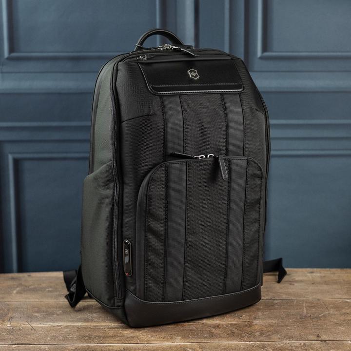 Actual product image Victorinox Architecture Urban2, Deluxe Backpack, Black (23 l)