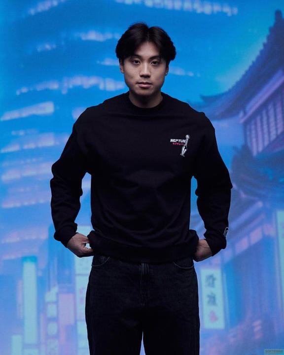 Actual product image Naruto Shippuden Sweatshirt Graphic Black Size XL (XL)