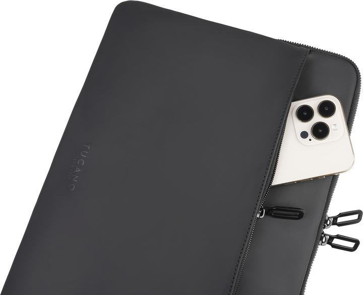 Actual product image Tucano Gommo Sleeve for Notebooks 15 - 16 Black Notebook up to 16 (16", Apple)