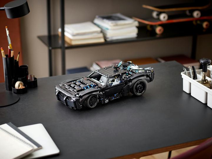 Produktbild LEGO Batmans Batmobil (42127, LEGO Technic)