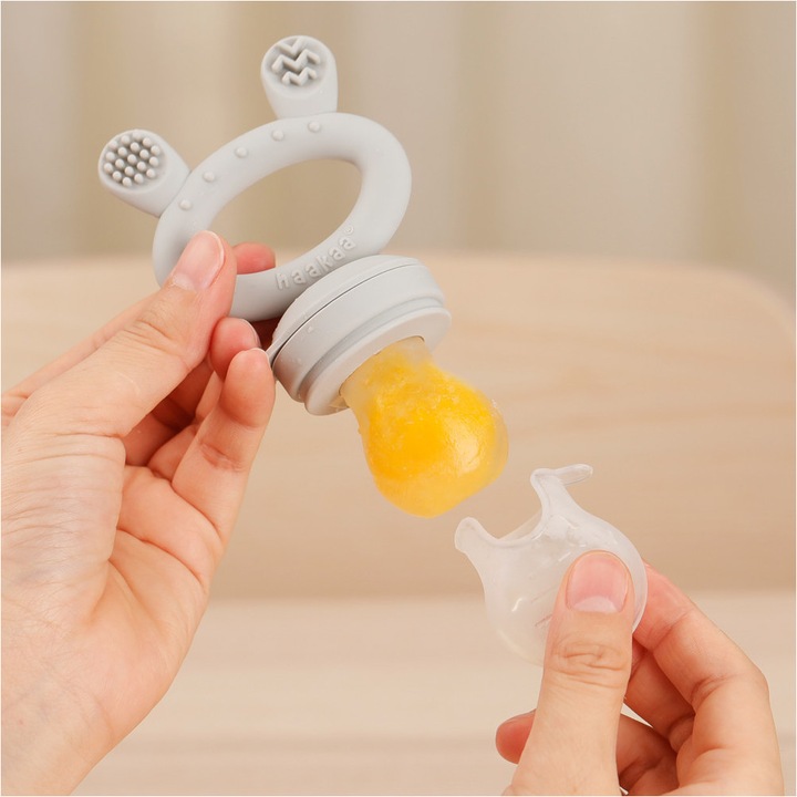 Actual product image Haakaa Fruit teat and freezer cover set