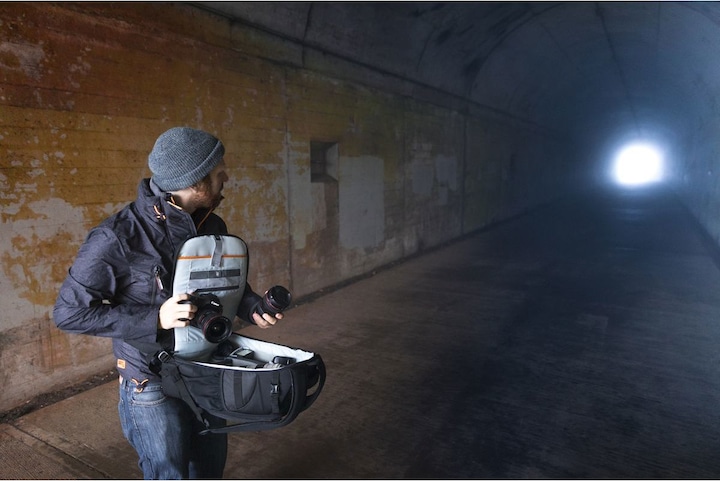 Actual product image Lowepro Flipside 200 AW II (Photo backpack, 23 l)