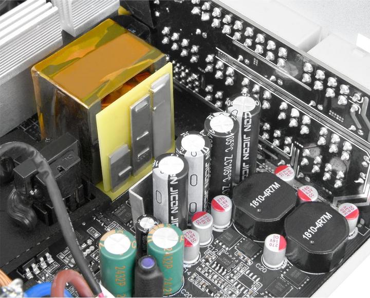 Produktbild Thermaltake Netzteil Toughpower GT 1000W Snow ATX3.1 80+G WH retail (1000 W)