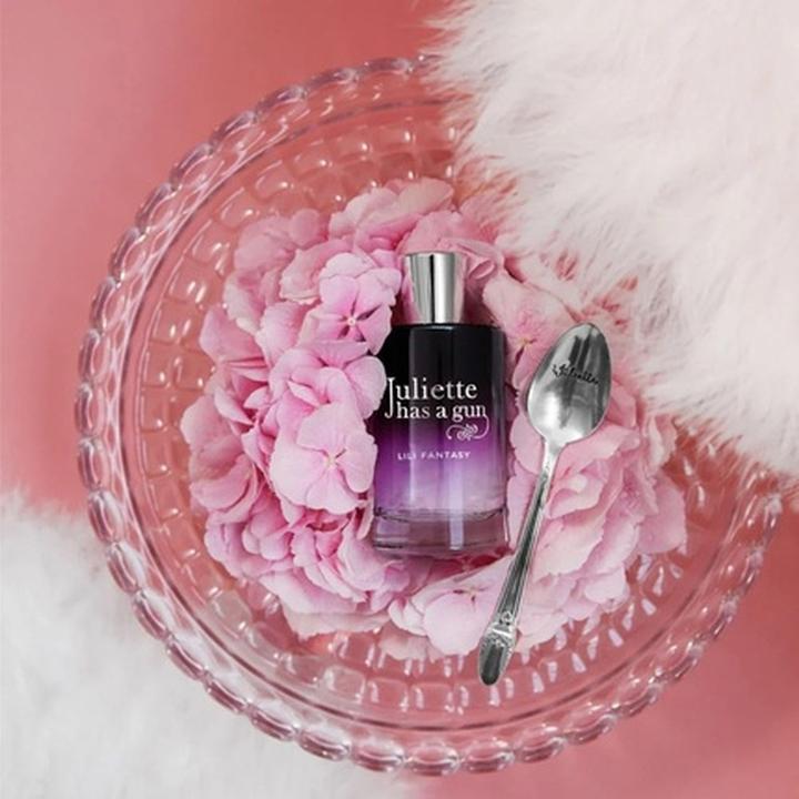 Actual product image Juliette Has a Gun Lili Fantasy (Eau de parfum, 50 ml)