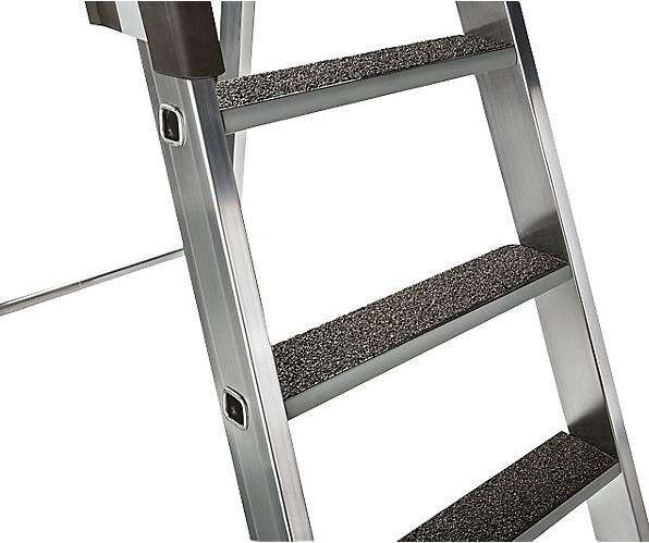 Actual product image Munk Stepladder with steps 250 kg double-sided access with clip-step R13 2x8 steps (Stepladder, 8 cm)