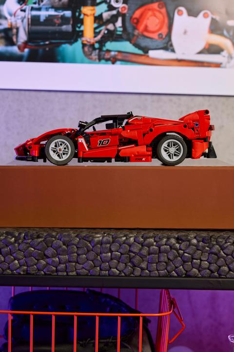 Image du produit LEGO Ferrari FXX K (42212, LEGO Technic)