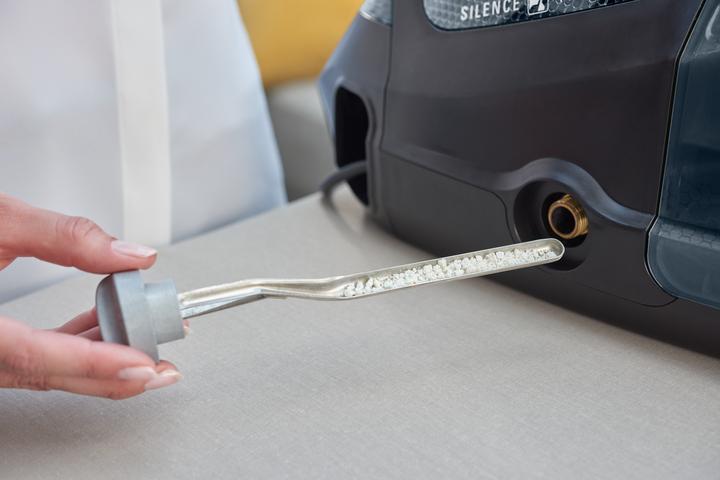 Produktbild Rowenta Silence Steam Pro Dg9226 (2400 W, 490 g/min)