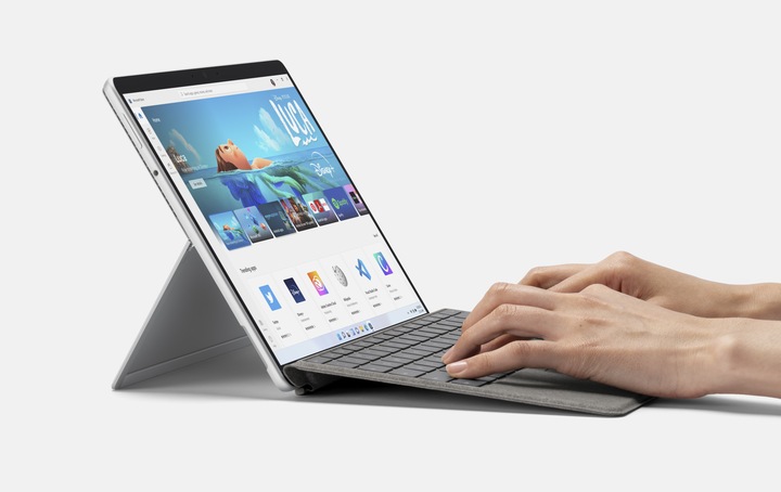 Produktbild Microsoft Surface Pro 8 LTE for business (13", Intel Core i5-1145G7, 8 GB, 256 GB, Ohne Tastaturlayout)