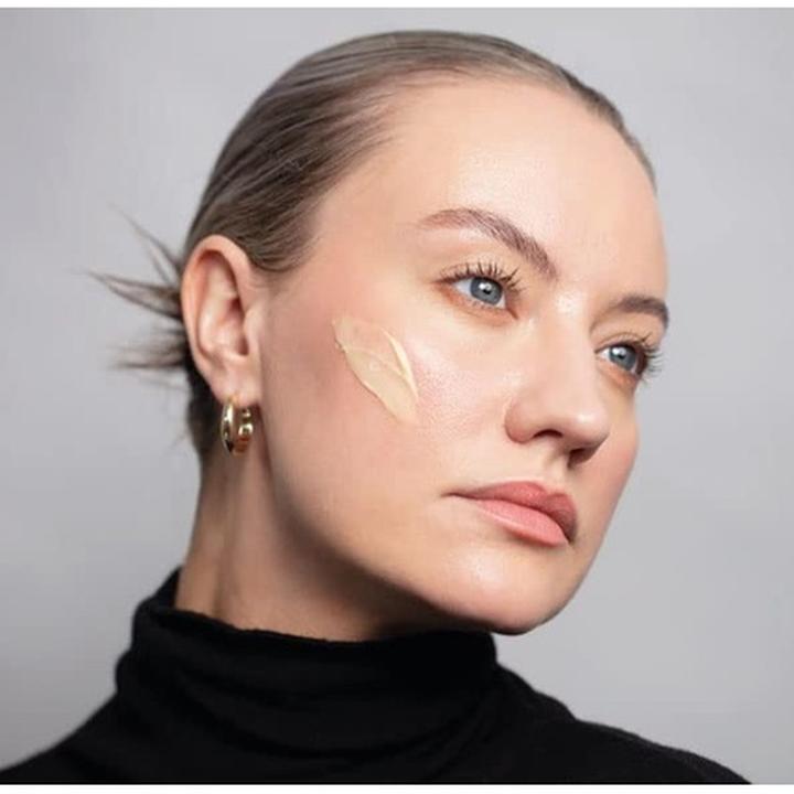 Actual product image Antipodes Hydrating Cream for Correction of Uneven Skin Tone Diem Vitamin (Pigment- Correct ing (60 ml, 24h cream)