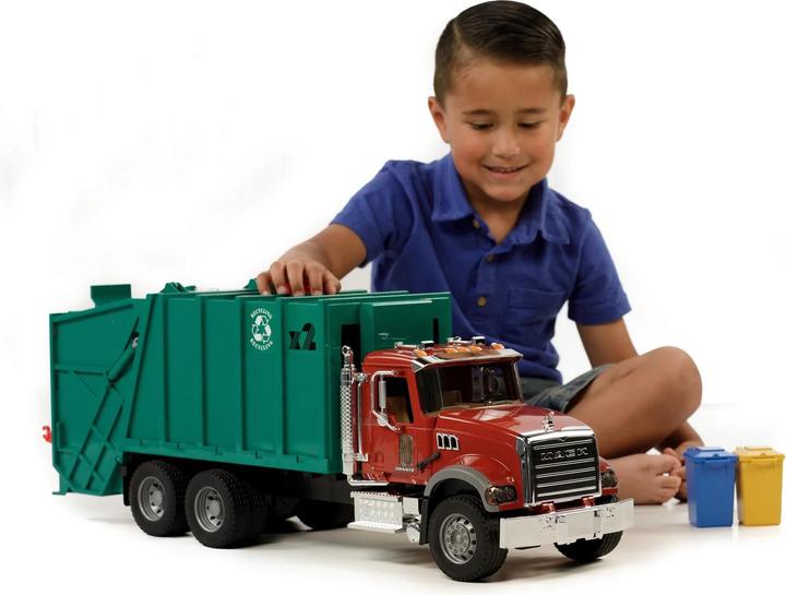 Immagine prodotto Bruder Camion della spazzatura Mack Granite