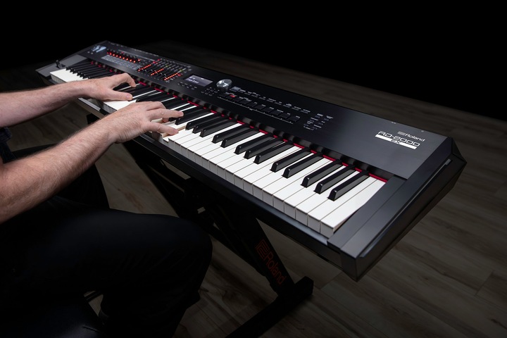 Actual product image Roland RD-2000 EX (88 Keys)