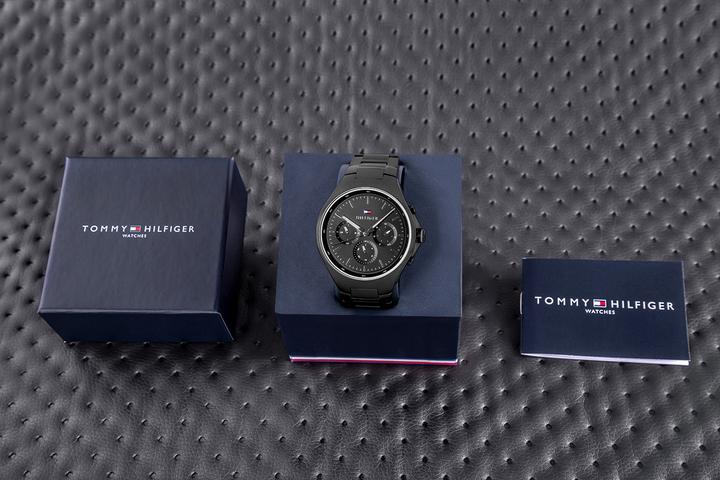 Produktbild Tommy Hilfiger Herrenuhr Justin 1792055 + BOX