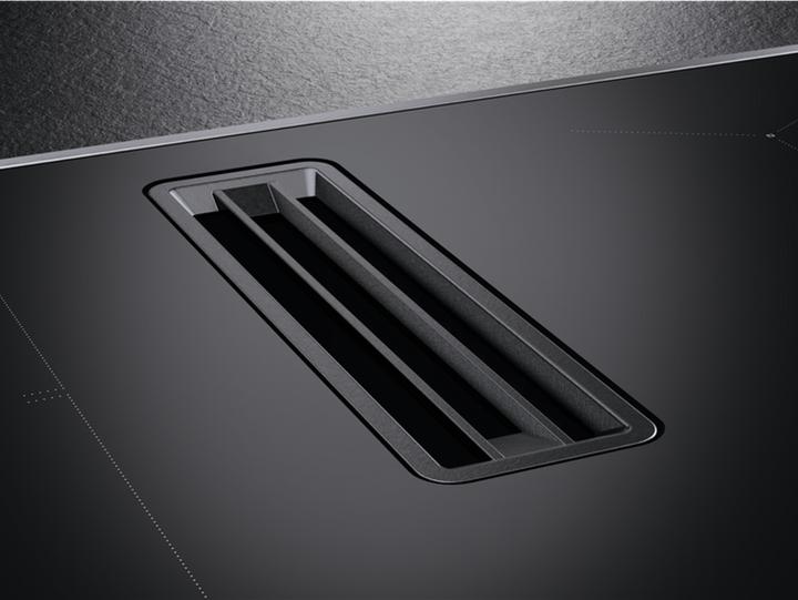 Actual product image AEG KOOKPLAAT MET AFZUIGING CCE84543XB