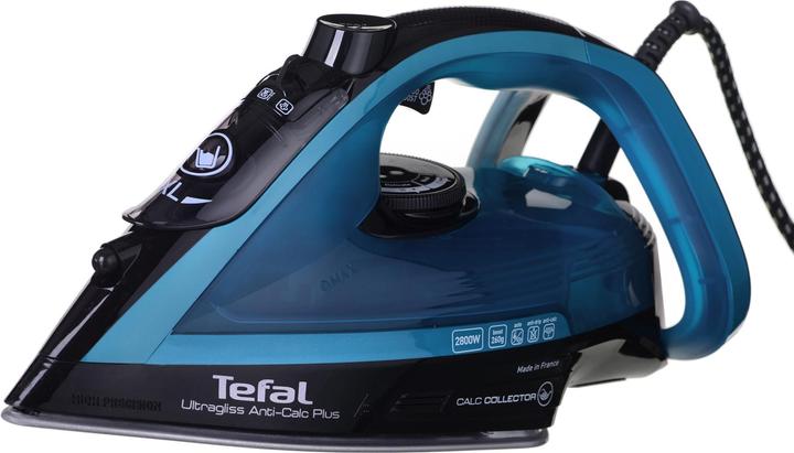 Actual product image Tefal Ultragliss Anti-Calc Plus FV6832E0 Iron Steam Iron (2800 W, 260 g/min)