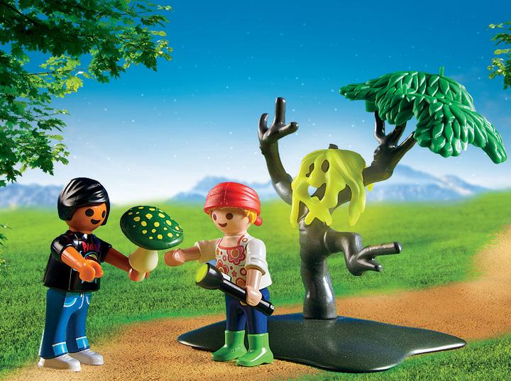 Image du produit Playmobil Enfants avec végétation et lampe torche (6891)
