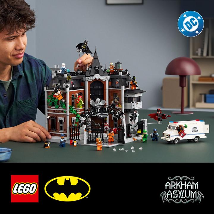 Immagine prodotto LEGO Arkham Asylum (76300, LEGO DC)