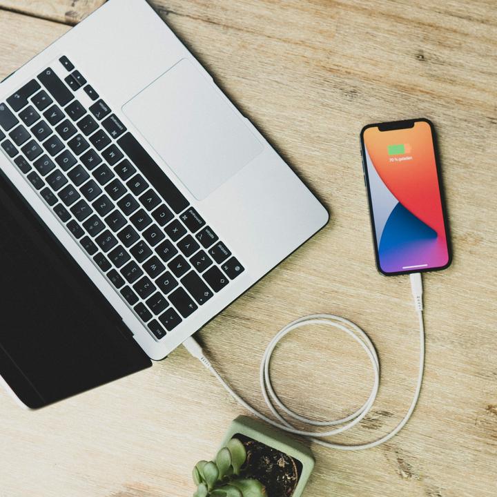 Immagine prodotto XtremeMac Lightning To USB-C Cable - 2m - Mfi (2 m, 18 W)