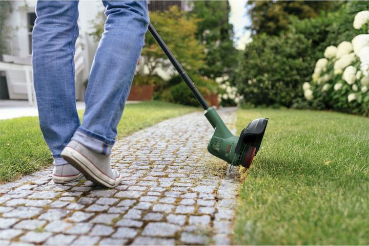Image du produit Bosch Home & Garden Easy GrassCut 18V-26 (Fils coupe-herbe)