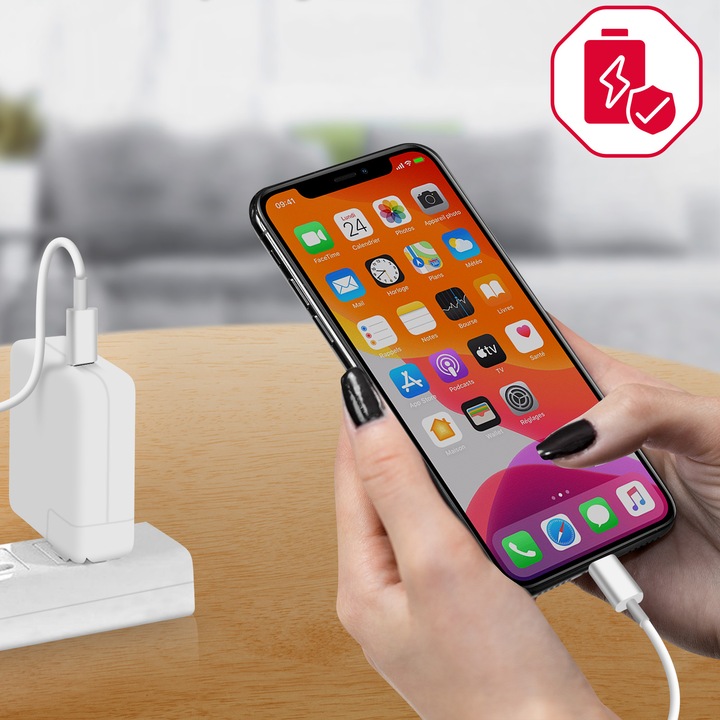 Produktbild Maxlife USB C – Lightning (1 m, USB 2.0)