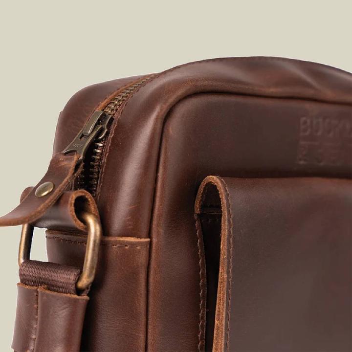Immagine prodotto Buckle & Seam Leder Reporter Bag Collector Braun/Dots