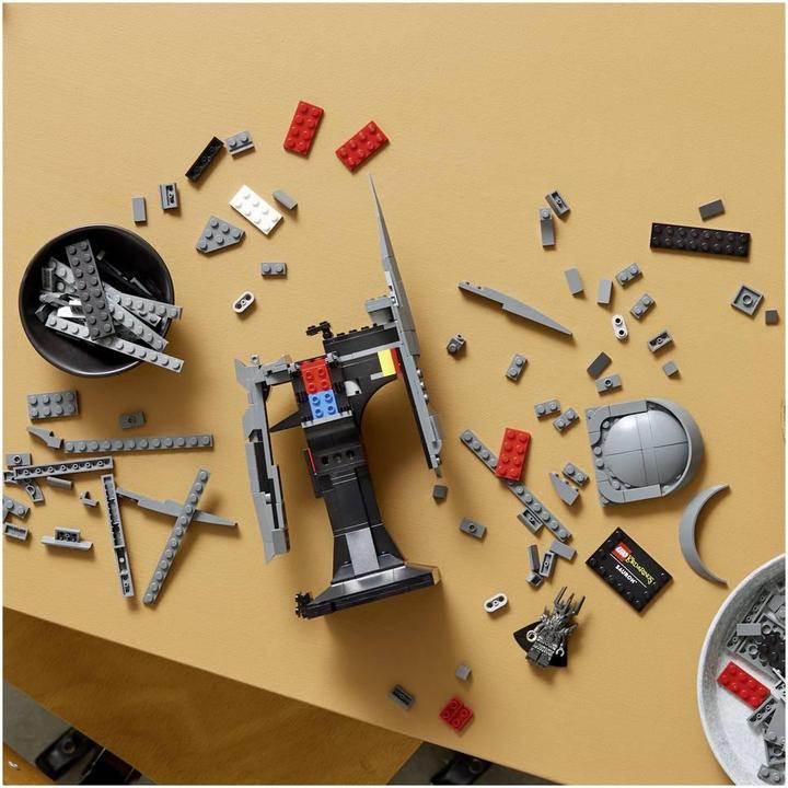 Productafbeelding LEGO The Lord of the Rings: De helm van Sauron (11373, LEGO Icons)