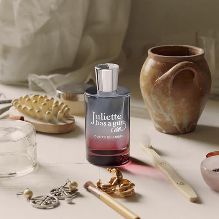 Produktbild Juliette Has a Gun Ode to Dullness (Eau de Parfum, 100 ml)