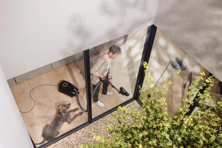 Produktbild Miele L1 Cat&Dog Flex Vacuum Cleaner, black