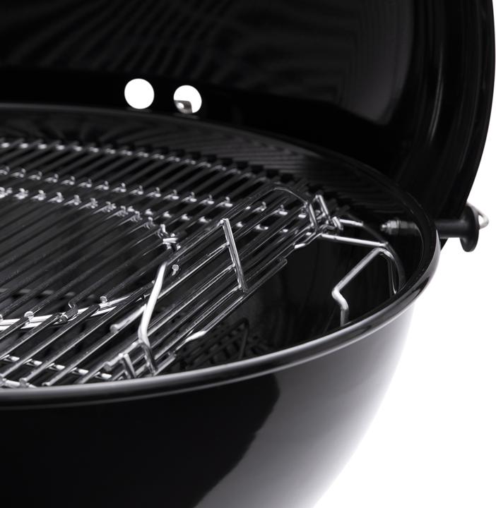 Actual product image Weber Barbecue Charcoal Master Touch E