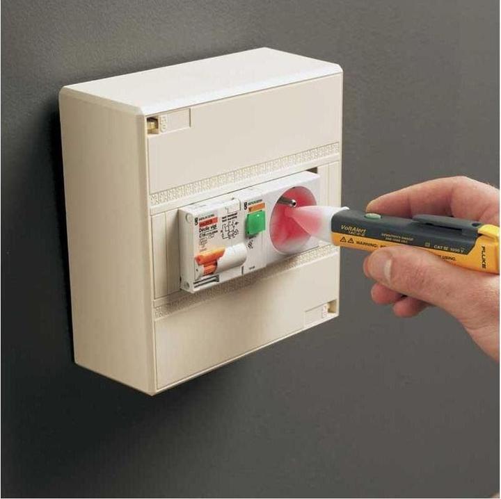 Produktbild Fluke Spannungsprüfer VoltAlert (CAT IV 1000V)