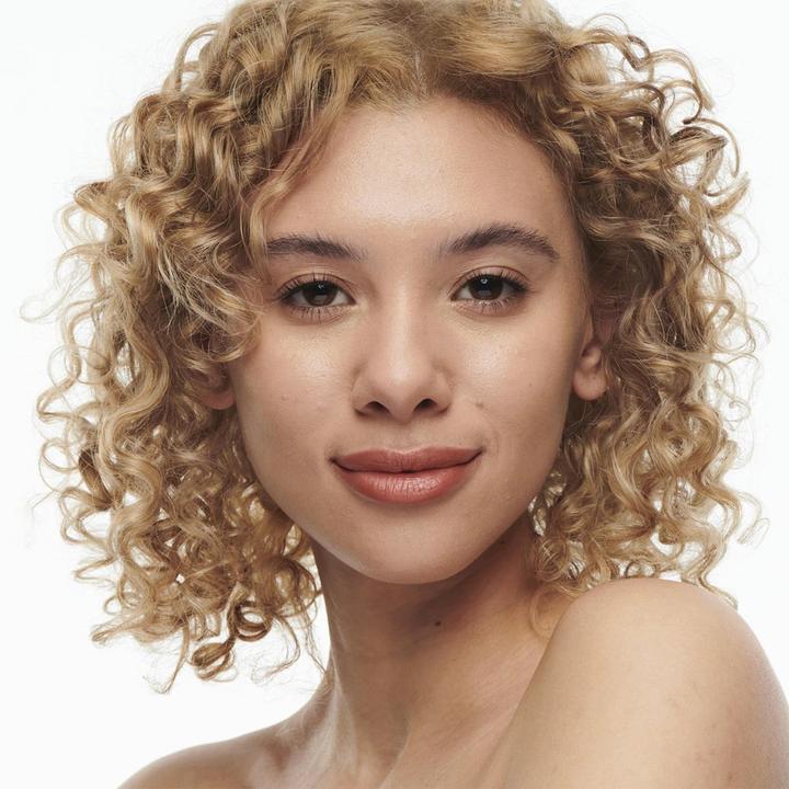 Immagine prodotto MAC Cosmetics M.A.C. Studio Rad Serum Pow Fond de Teint NC27 (NC27)