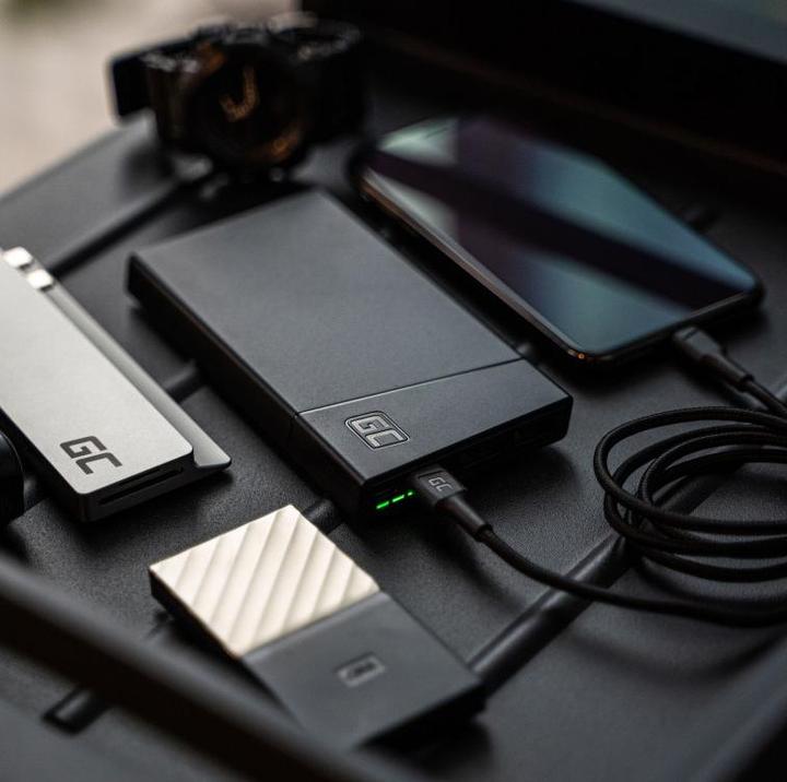 Actual product image GreenCell PBGC02S Battery Charger Lithium Polymer (LiPo) (10000 mAh, 18 W, 37 Wh)