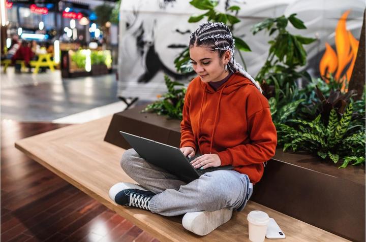 Produktbild Acer Swift Go 16 OLED (16", Intel Core Ultra 9 185H, 32 GB, 1000 GB, CH)
