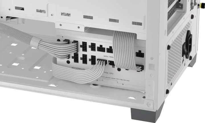 Immagine prodotto Corsair RMx Shift White Series, RM1200x Shift White, 1200 Watt, certificazione 80 PLUS GOLD, alimentazione (1200 W)