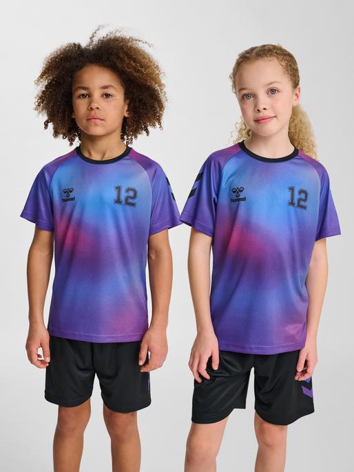 Actual product image hummel hmlSHIMMER T-SHIRT S/S (134)