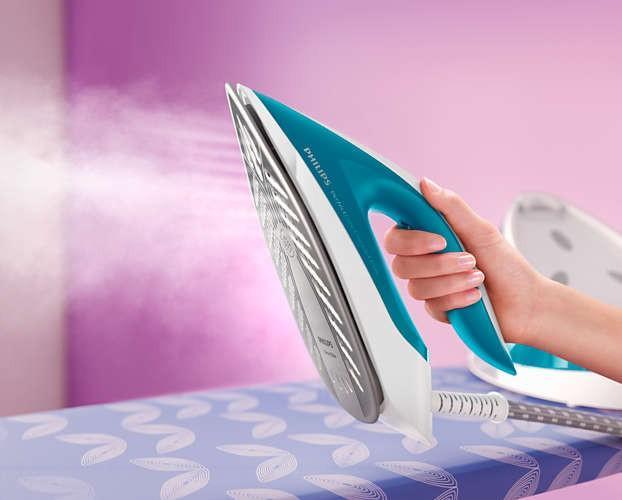 Actual product image Philips PerfectCare Compact Plus Steam generator iron GC7920/20 Max 6.5 bar pump pressure Up to 430g steam b (2400 W, 120 g/min)