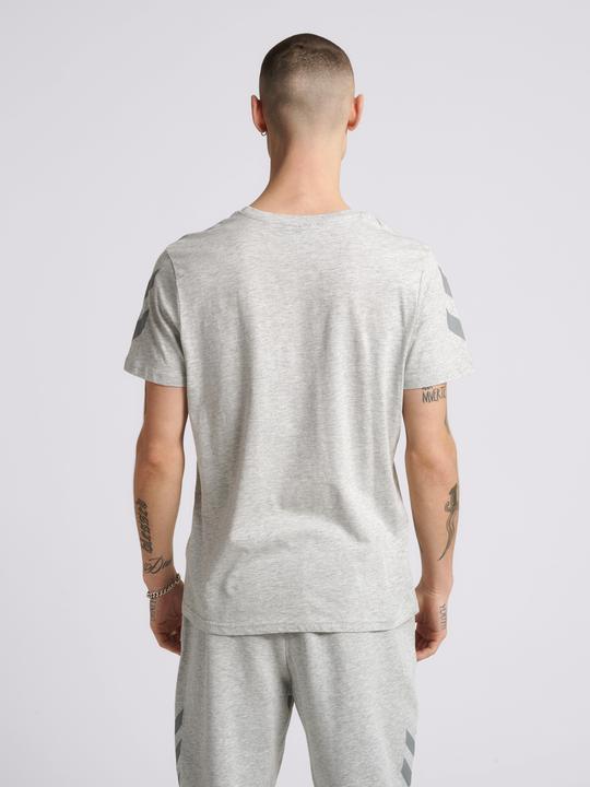 Actual product image hummel Legacy Chevron T-Shirt (S)