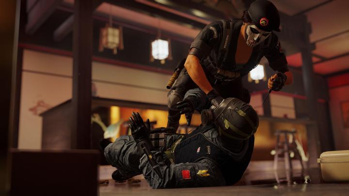 Immagine prodotto Ubisoft Tom Clancy's Rainbow Six Siege Deluxe Edition Anno 6 PS5 (Xbox Series X, Playstation Classic, Xbox One S, EN)