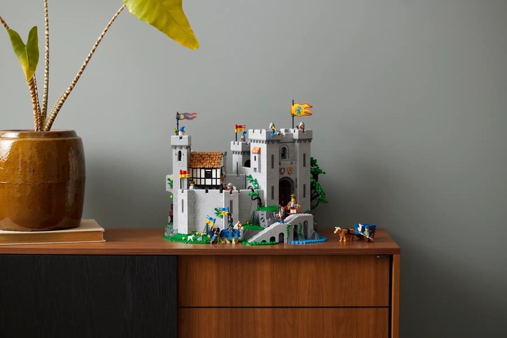 Image du produit LEGO Château des Chevaliers du Lion (10305, LEGO difficiles à trouver, LEGO Icons)
