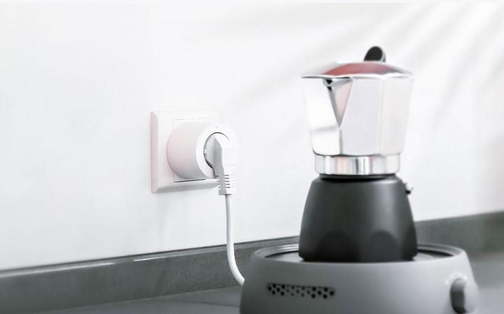 Actual product image Aqara Smart Plug