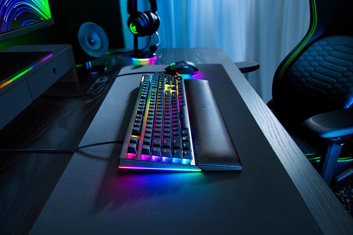Image du produit Razer BlackWidow V4 (DE, Filaire)