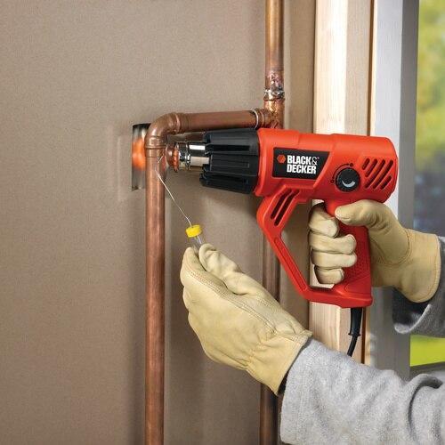 Actual product image Black & Decker Juodas + DECKER HEAT UN 2000W CASE KX2001K