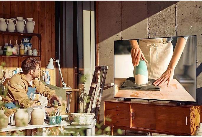 Actual product image Samsung UE43AU8002K (4K)