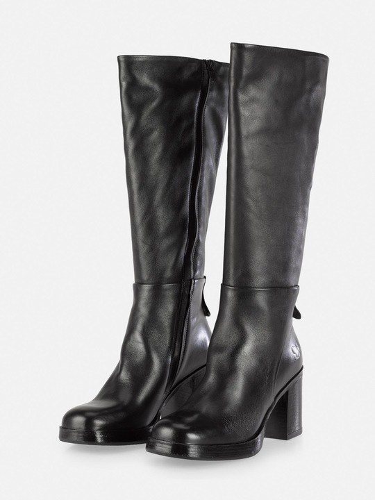 Produktbild Felmini VALERIA D577, der Stiefel mit Absatz von, ist aus reichem cognacfarbenem Leder gefertigt und (40)