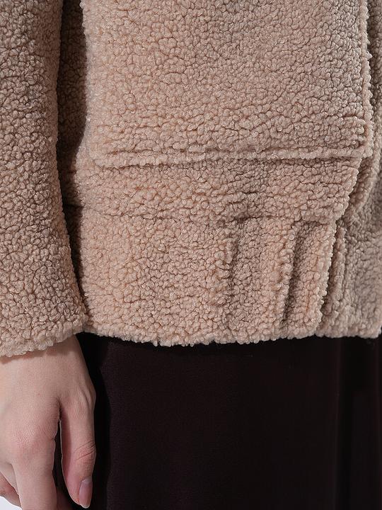 Produktbild Comma Identity in Felloptik (40)