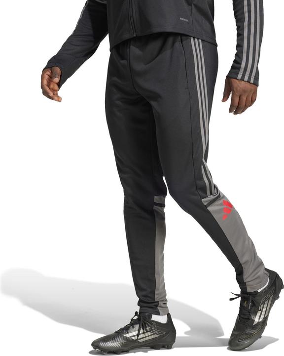 Produktbild adidas Squadra 25 Trainingshose (XS)