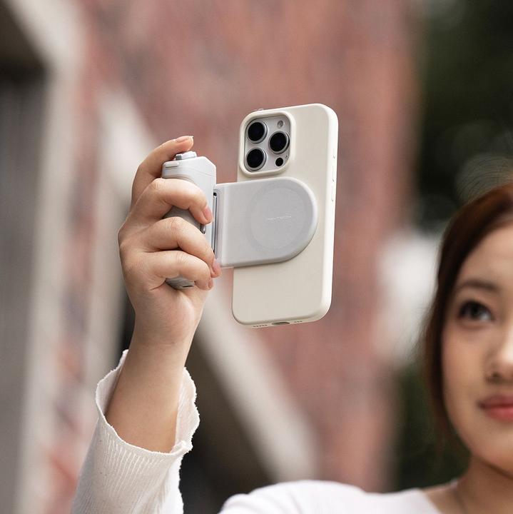 Actual product image Pgytech MagCam Phone Grip