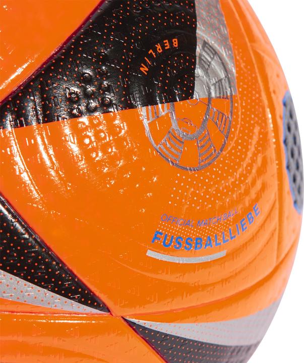 Produktbild adidas Piłka Euro24 Pro Winter Fussballliebe IN9382 (5)