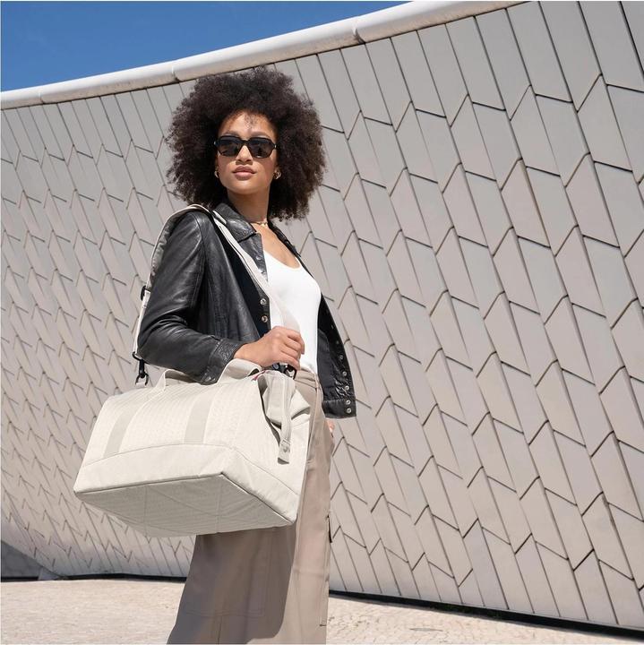 Actual product image reisenthel Shoulder bag Allrounder M Herringbone Sand