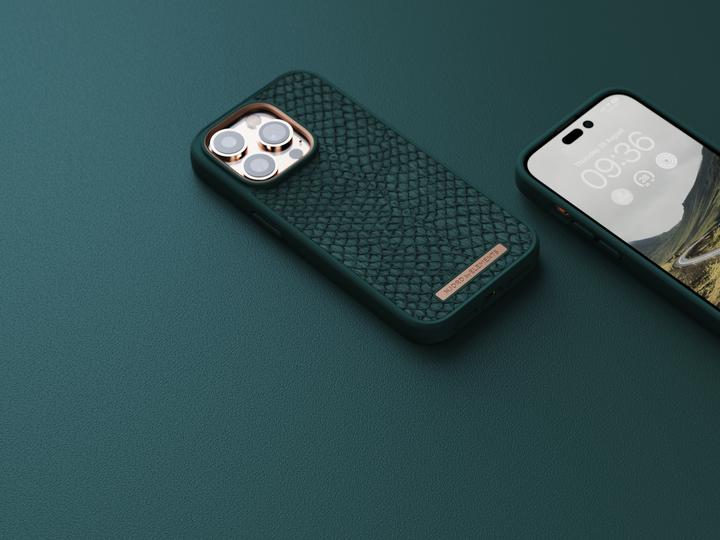 Image du produit Njord Étui rigide Salm.Leather Magsafe vert (Apple iPhone 14 Pro)