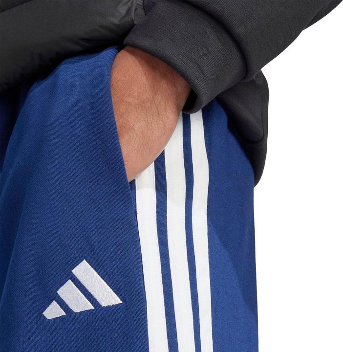 Produktbild Adidas Essentials (4XL)